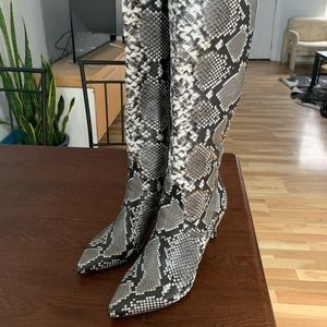 Brand New Nine West Snakeskin Boot Heels